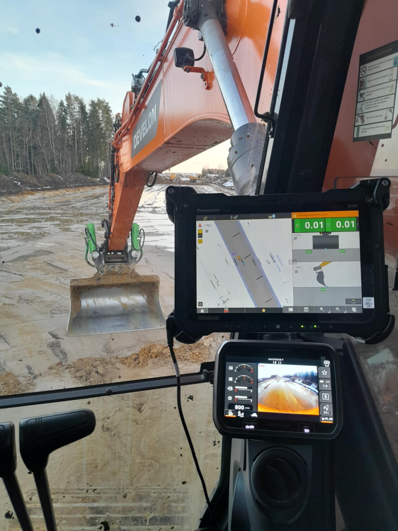 Kaevetood - Develon ekskavaator GPS juhtimisega - ANMARO OU